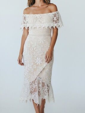 Lock & Key Off-Shoulder Lace Midi Dress White